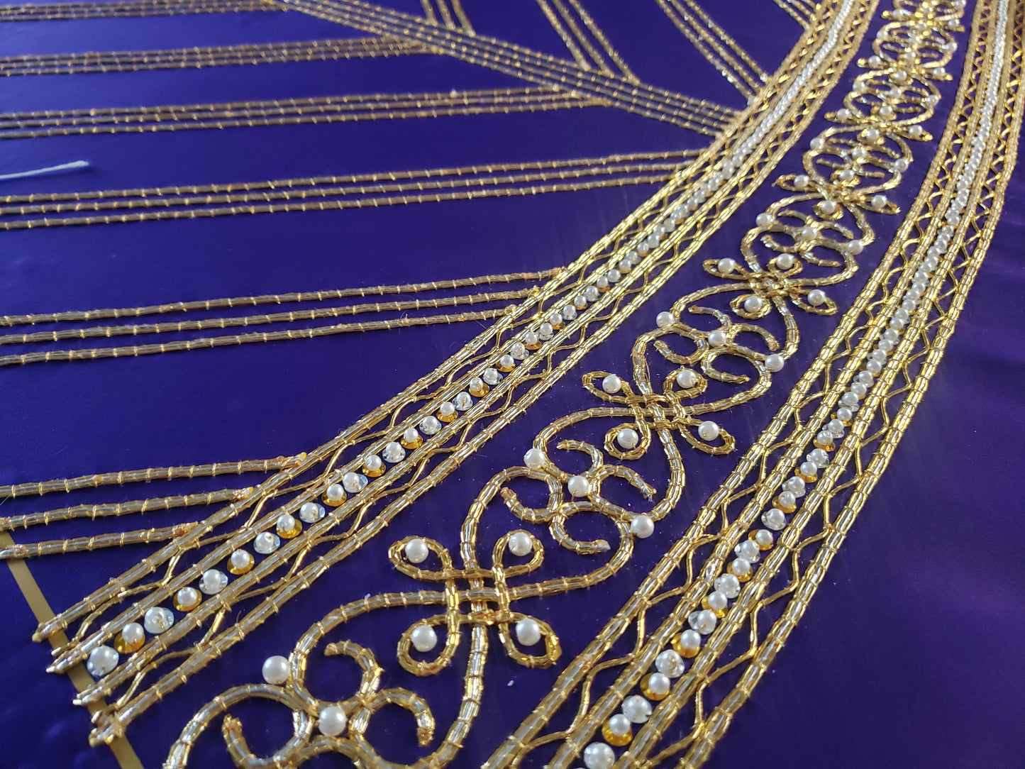 Elizabethan Chevron panel over Marian knotwork