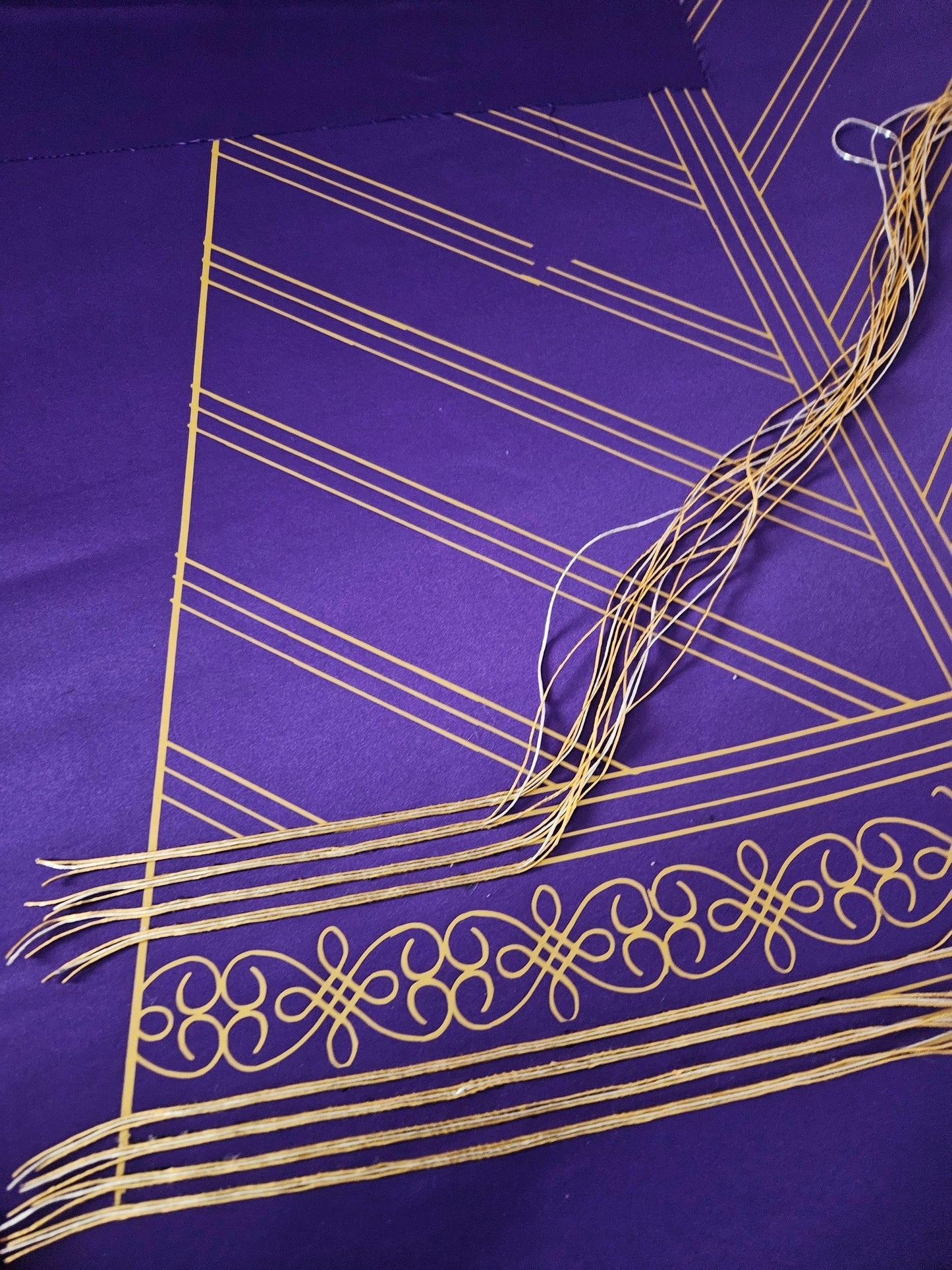Elizabethan Chevron panel over Marian knotwork