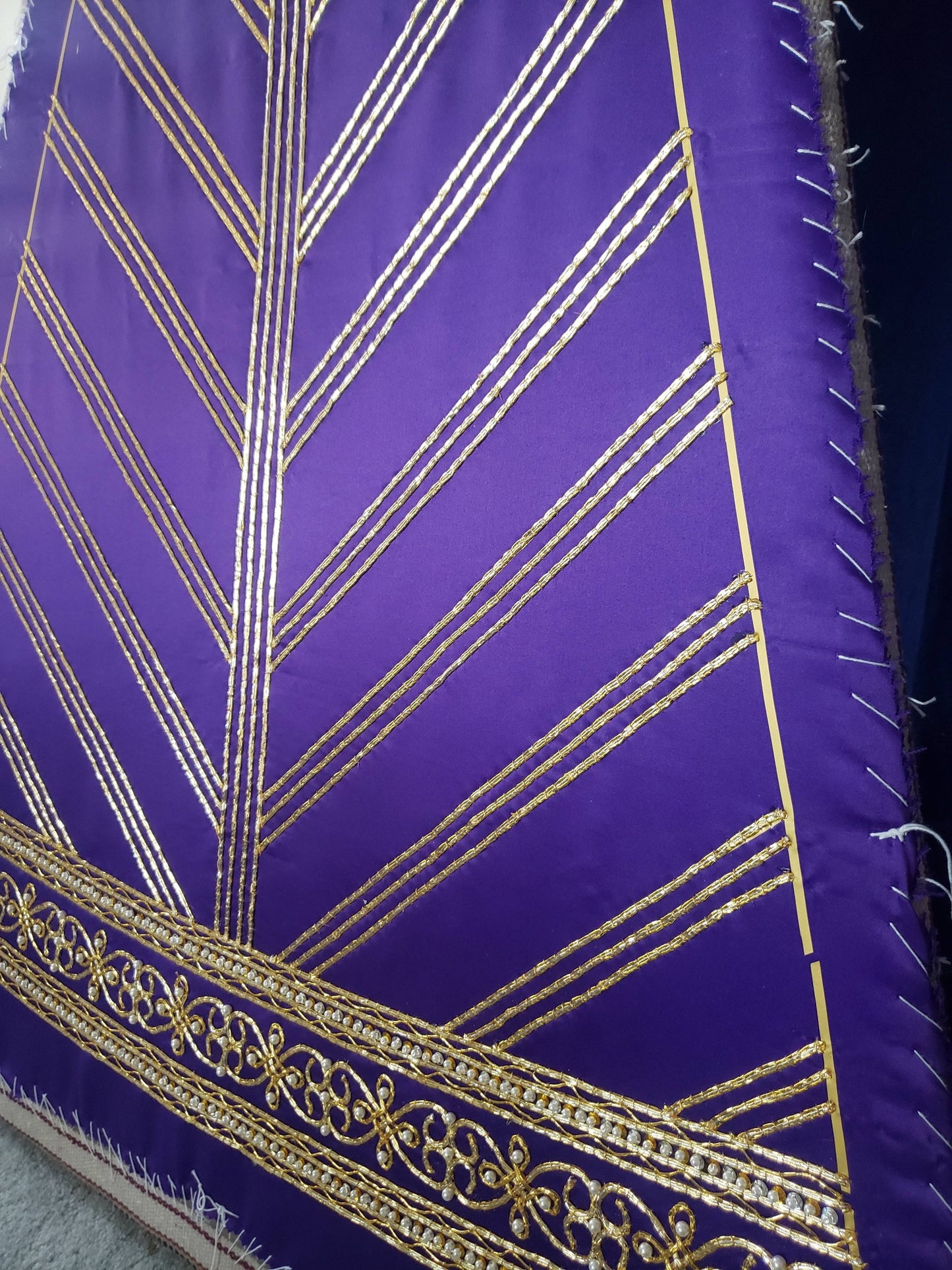 Elizabethan Chevron panel over Marian knotwork