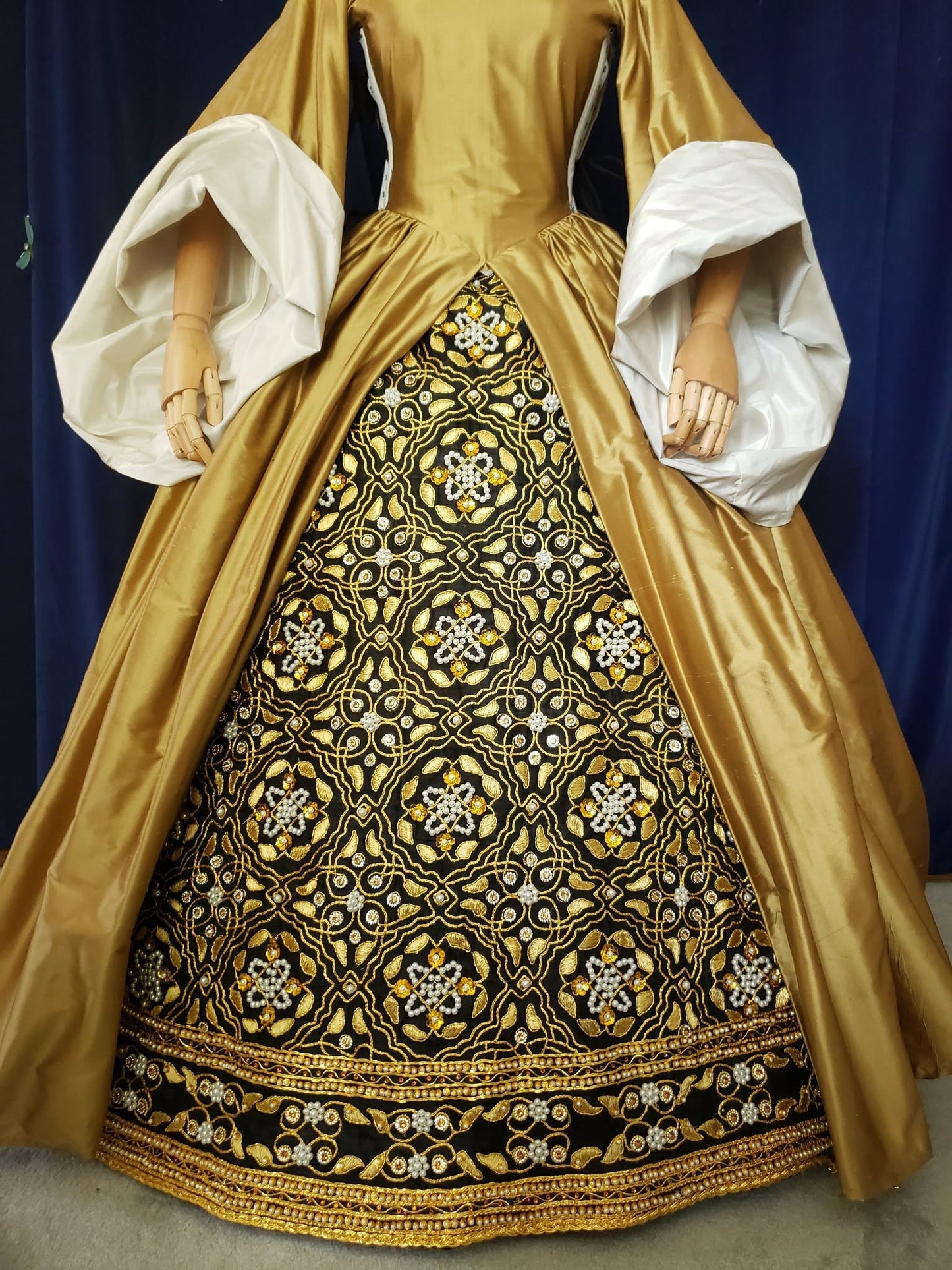 Queen Katherine Parr Replica Underskirt panel without pearls