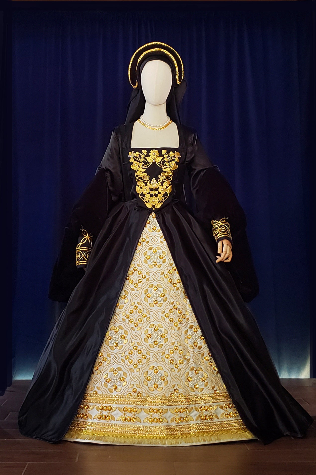 Queen Katherine Parr Underskirt – Ivory &amp; Gold Heavy Bridal Satin | Rare Double-Twist Goldwork | Collector’s Piece